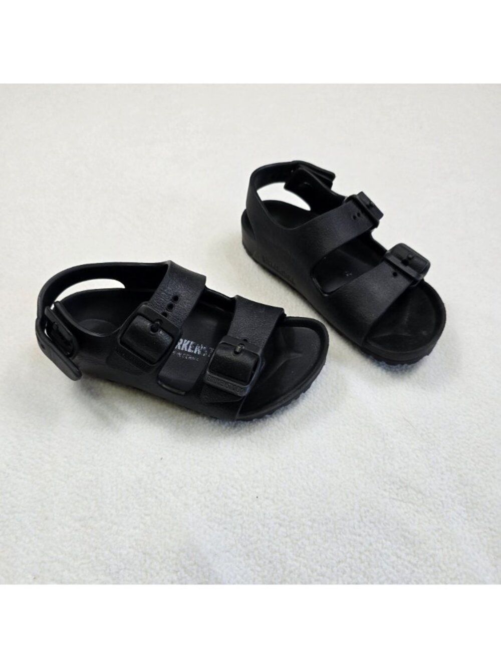 Birkenstock Toddler Size 26 Unisex Sandals Black Double Strap EVA - Picture 2 of 7
